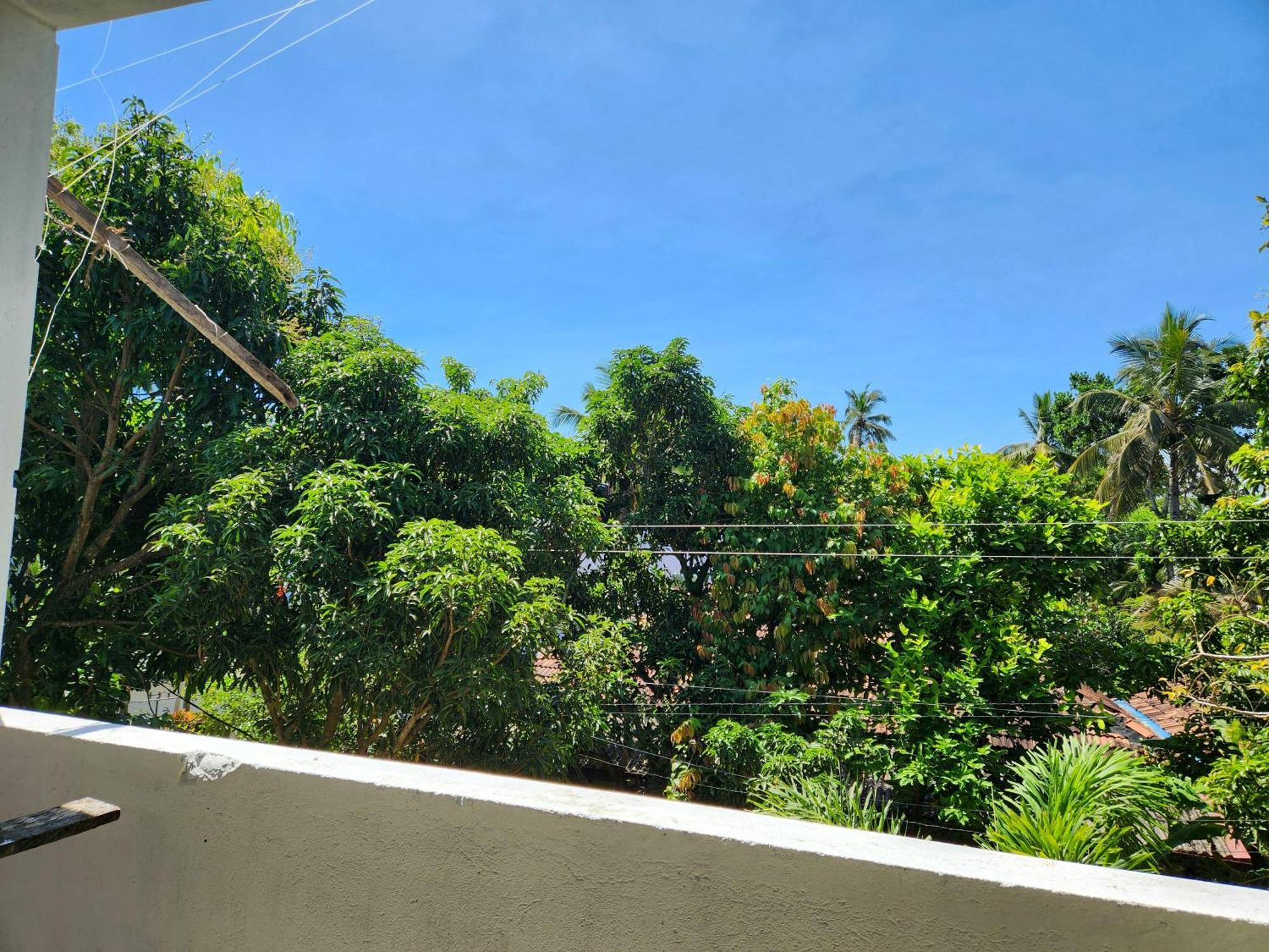 Sun sea guest home Tangalle Extérieur photo