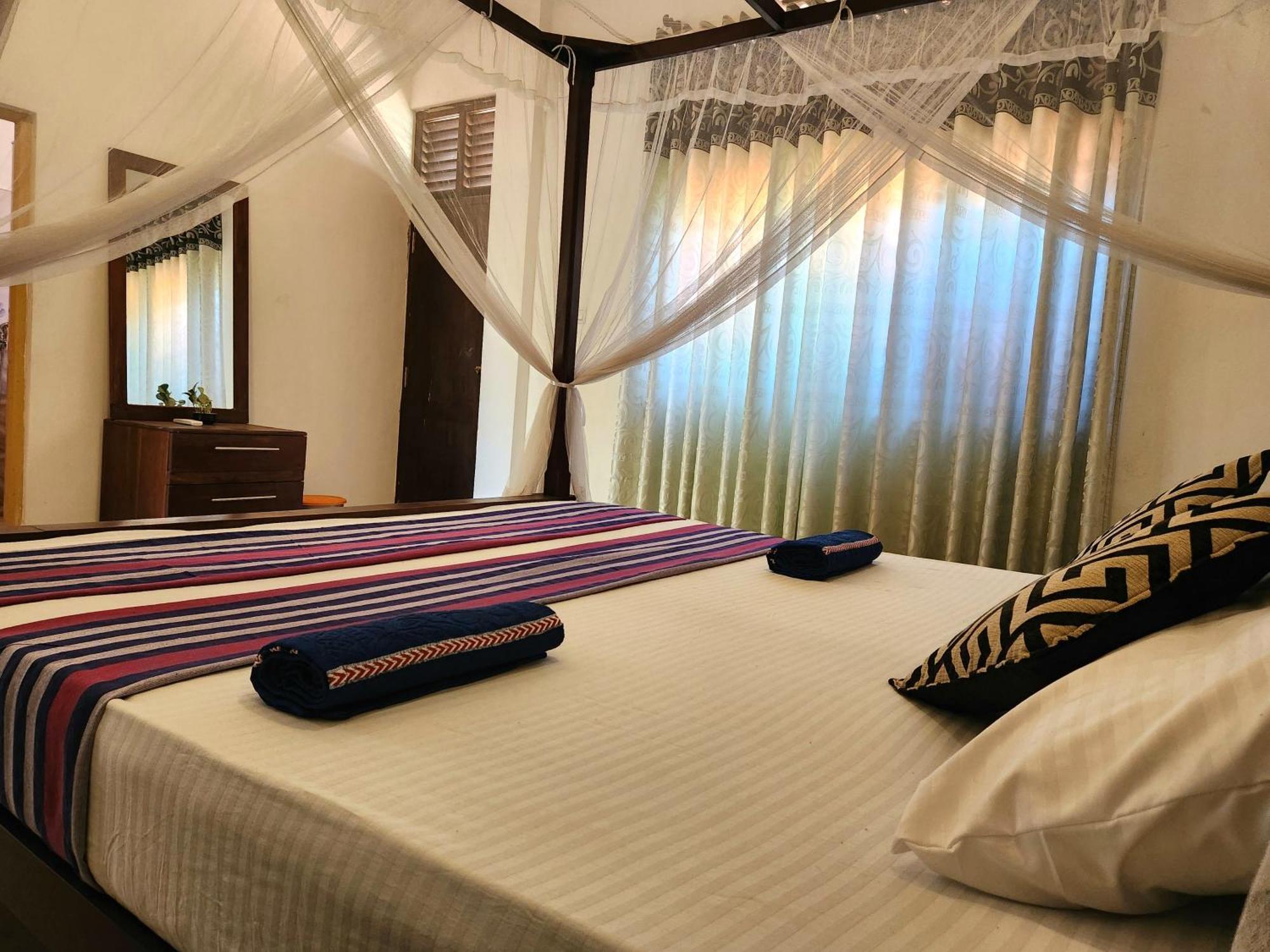 Sun sea guest home Tangalle Extérieur photo