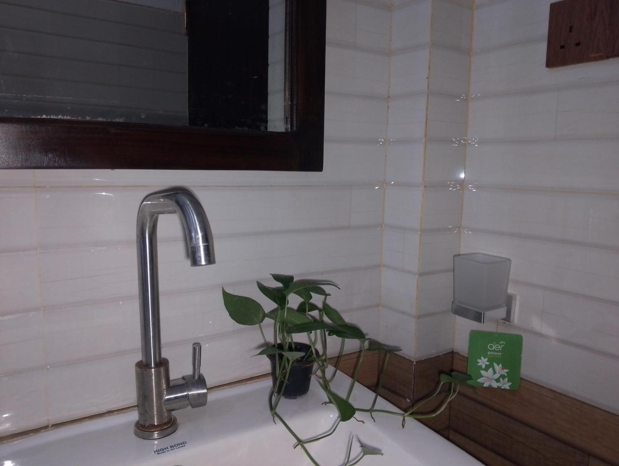 Sun sea guest home Tangalle Extérieur photo