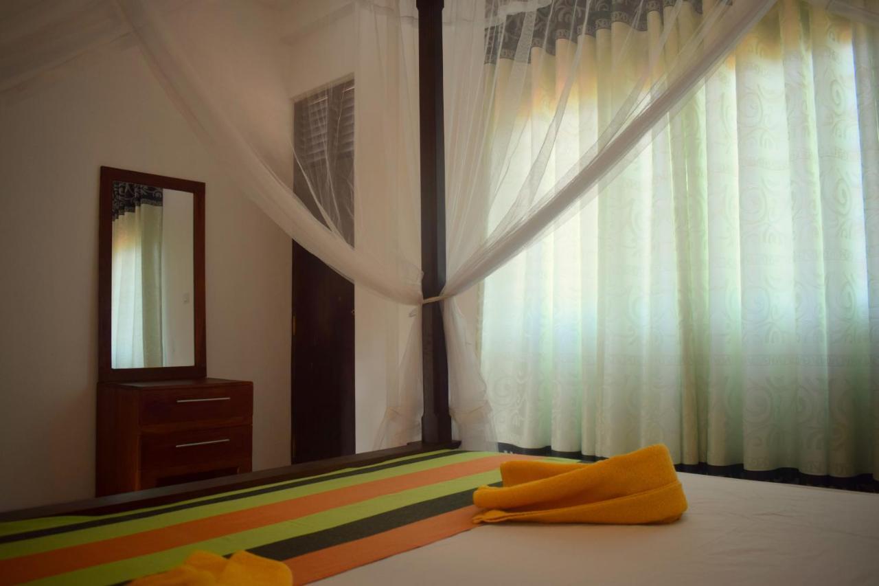 Sun sea guest home Tangalle Extérieur photo